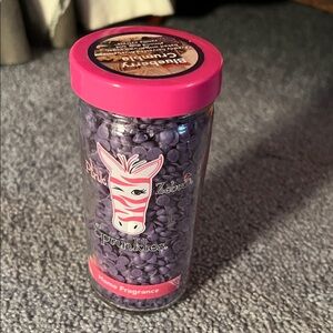 Pink Zebra Sprinkles Home Fragrance - Blueberry Crumble